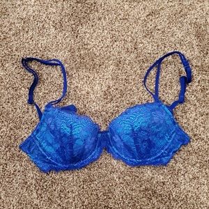 Victoria’s Secret PINK bra